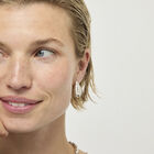 Drop-shaped earrings