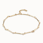Short necklace with nail-shaped pieces