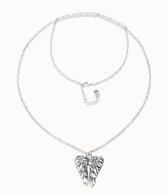 Long necklace with wing detail