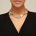 Short necklace with crystals
