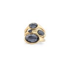 Ring with crystals with different sizes