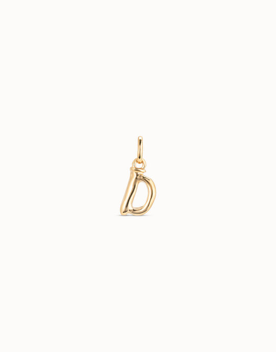 Charm ba&ntilde;ado en oro de 18k de letra D