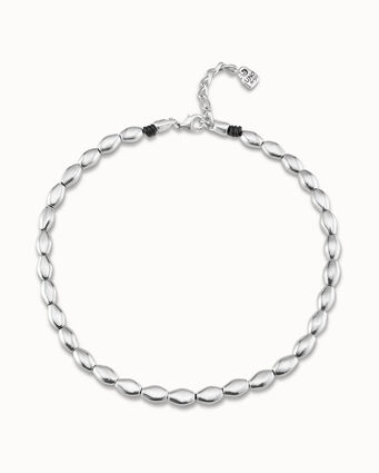 Collana di perline ovali placcate argento Sterling.