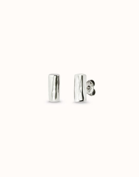 Tubular shape stud earrings
