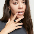Ring with black murano glass