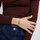Small beads bracelet with interlocking carabiner