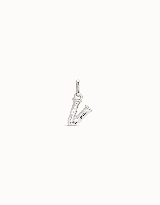 Medium V initial charm