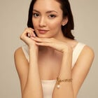 Large link chain bracelet with a pearl