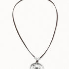 Necklace with leather and pearl