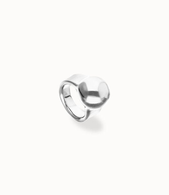 Ring with sphere shape