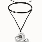 Long pendant and central heart with black crystal