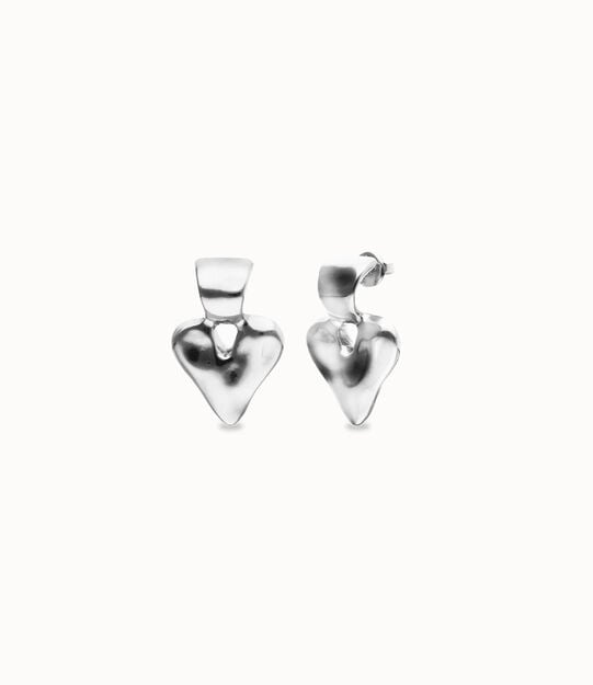 Small heart stud earrings