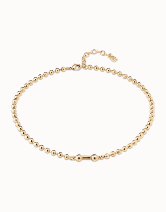 Short beaded chain charm necklace