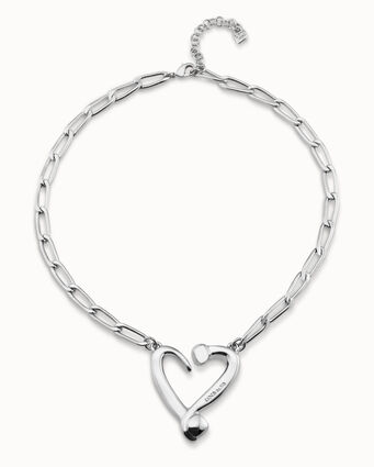Silver pendant with links and heart