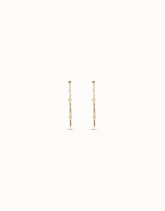 Drop eearrings with the iconic UNOde50 nail