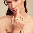 Ring with pearls