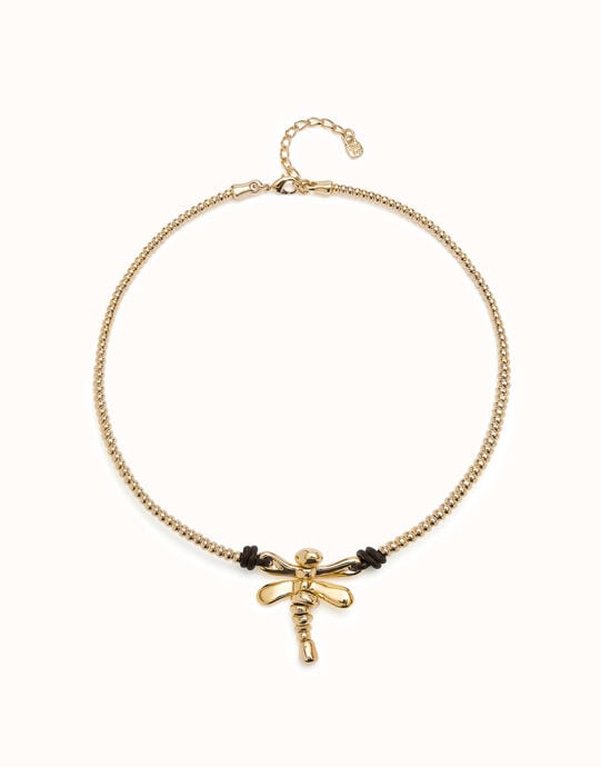 Collar corto ba&ntilde;ado en oro de 18k con lib&eacute;lula