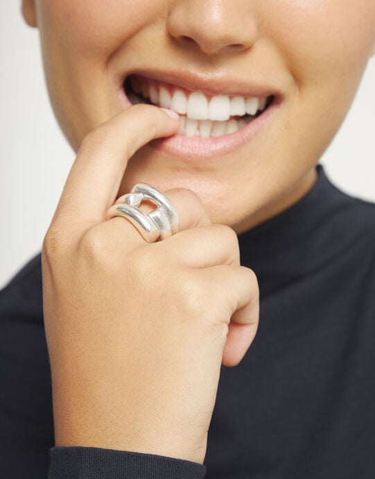 Ring with four intertwined organic shapes, Silver, large