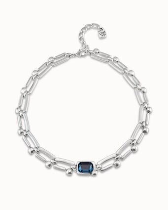 Collier court plaqué argent avec maillons rectangulaires en forme de clou et cristal bleu