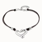 Short leather necklace with a heart