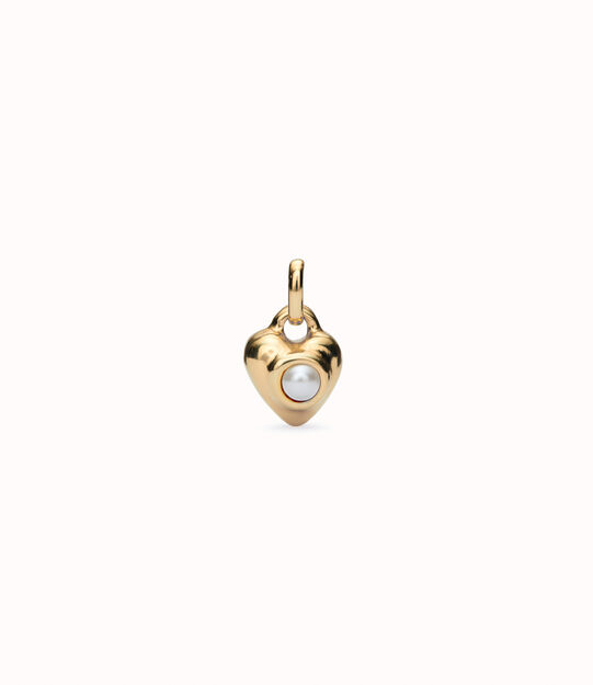 18K gold-plated charm with pearl.