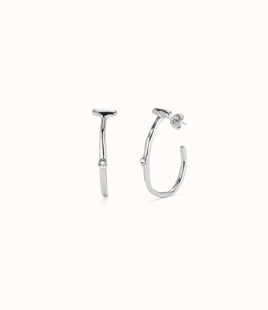 Boucles d’oreilles en anneau plaquées argent avec topaze blanc