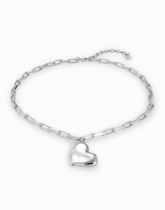 Collar corto ba&ntilde;ado en plata de ley, cadena de eslabones medianos y coraz&oacute;n mediano