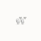 Aretes peque&ntilde;os ba&ntilde;ados en plata de ley con forma de &oacute;valo y cristal color gris claro