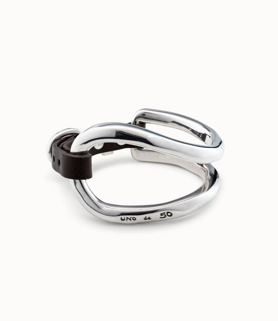 Pulsera bañado en plata de ley con detalle en cuero
