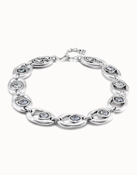 Short oval link chain necklace with crystal