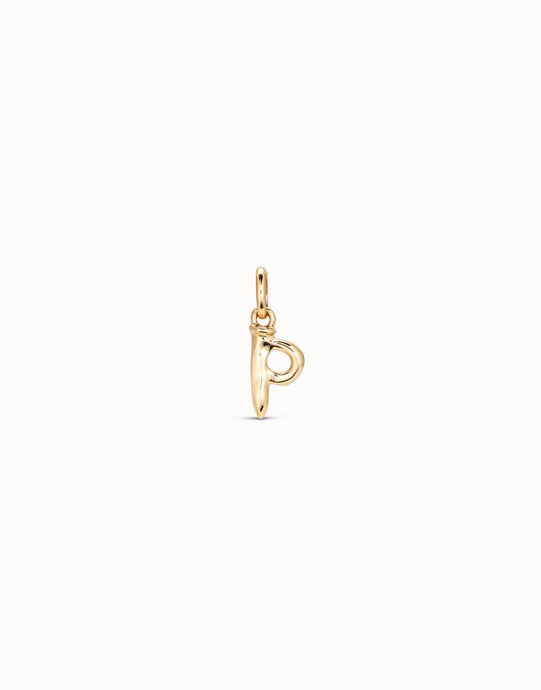 Charm ba&ntilde;ado en oro de 18k de letra P