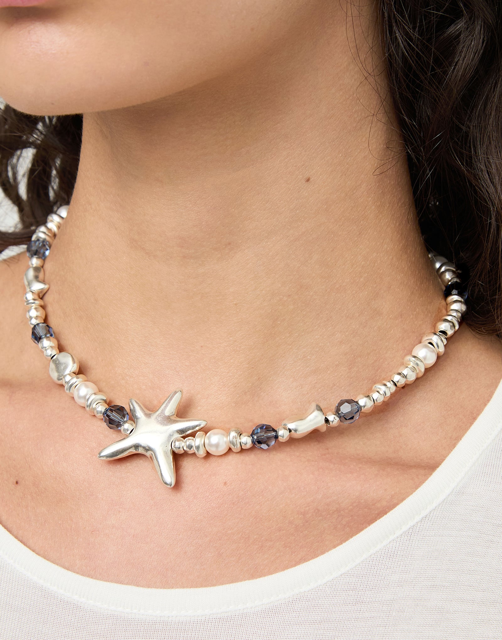 Necklace with crystals and big starfish