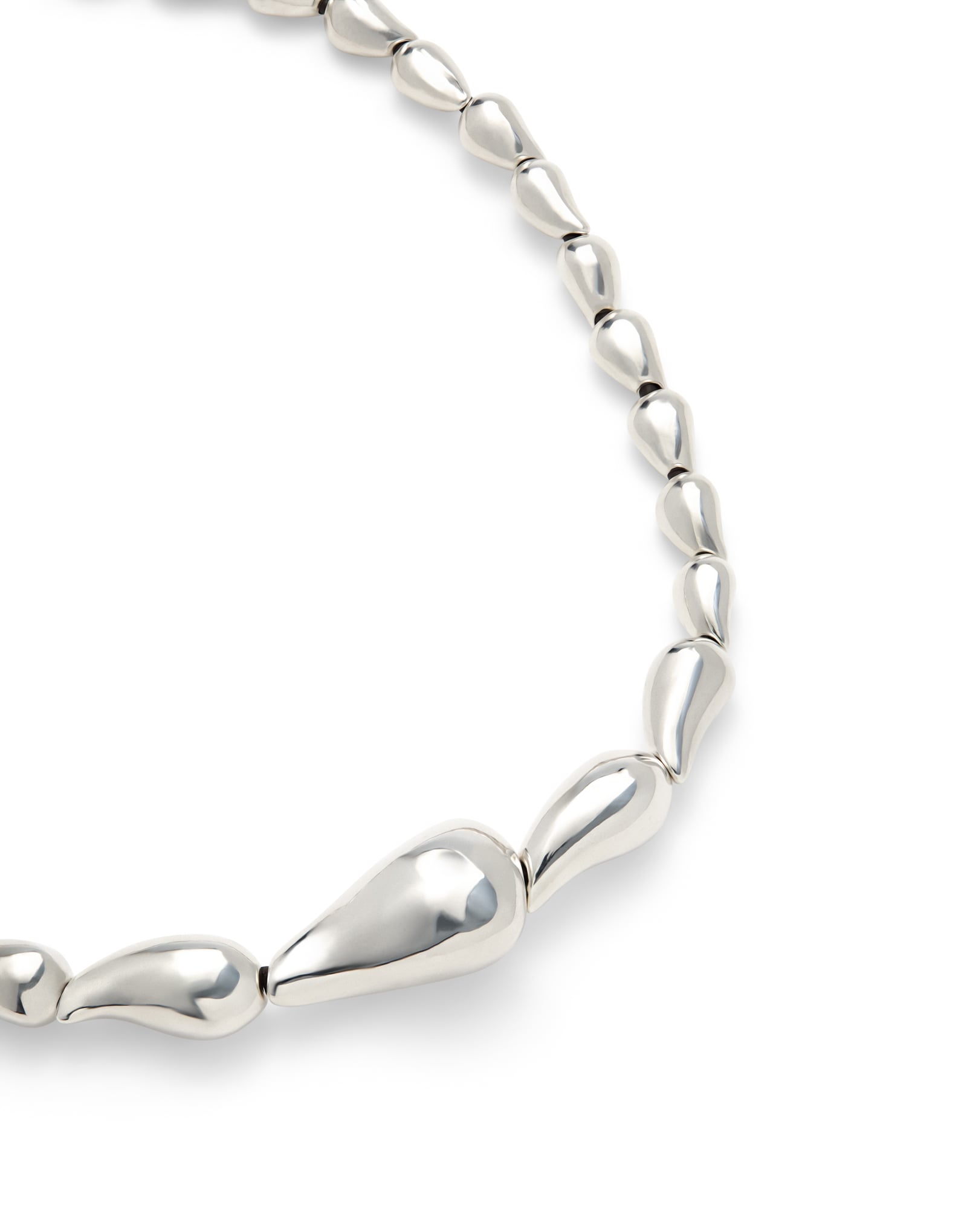 Necklace with linked drops