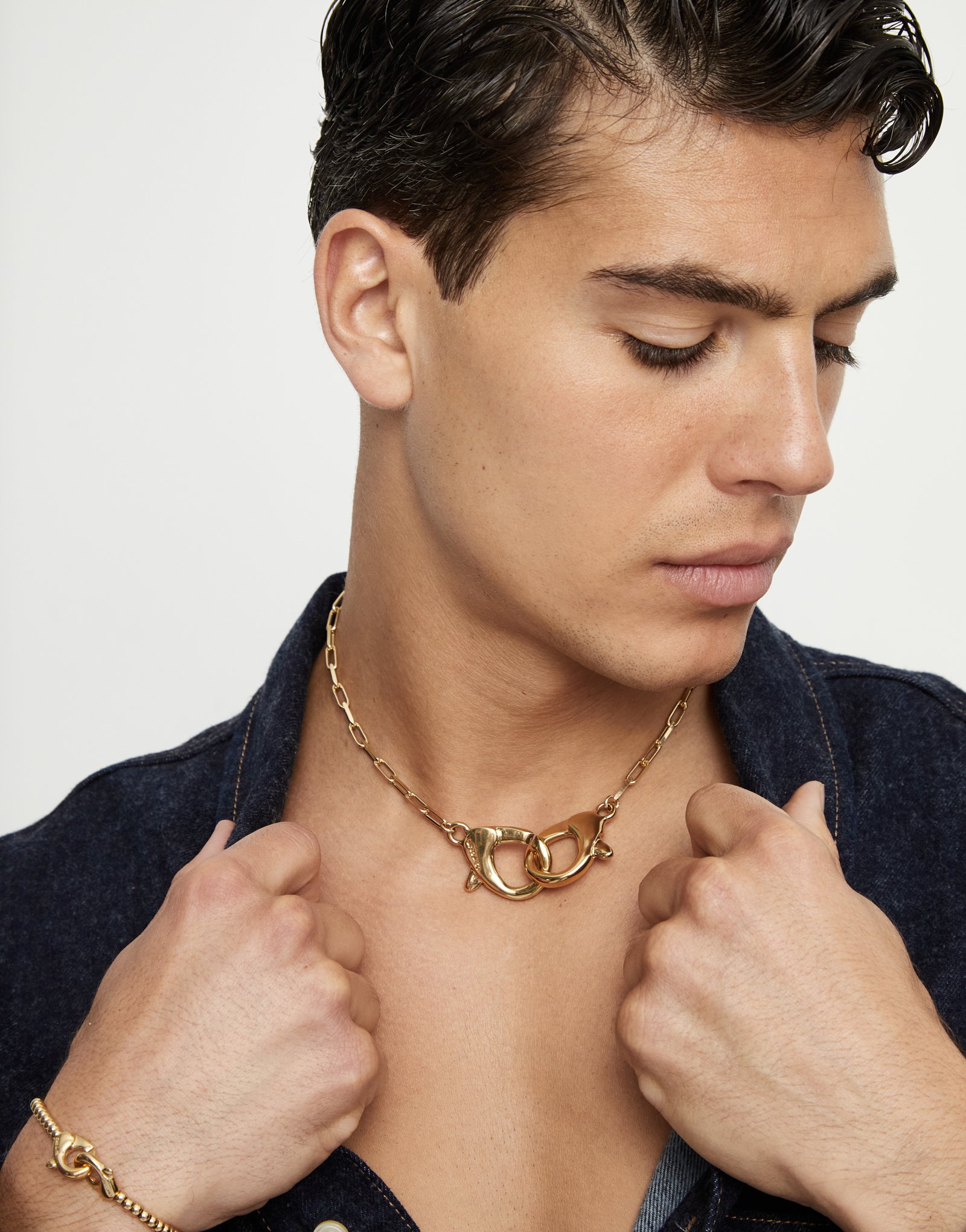 Necklace with large interlocking snap hook, Golden, large thumbnail
