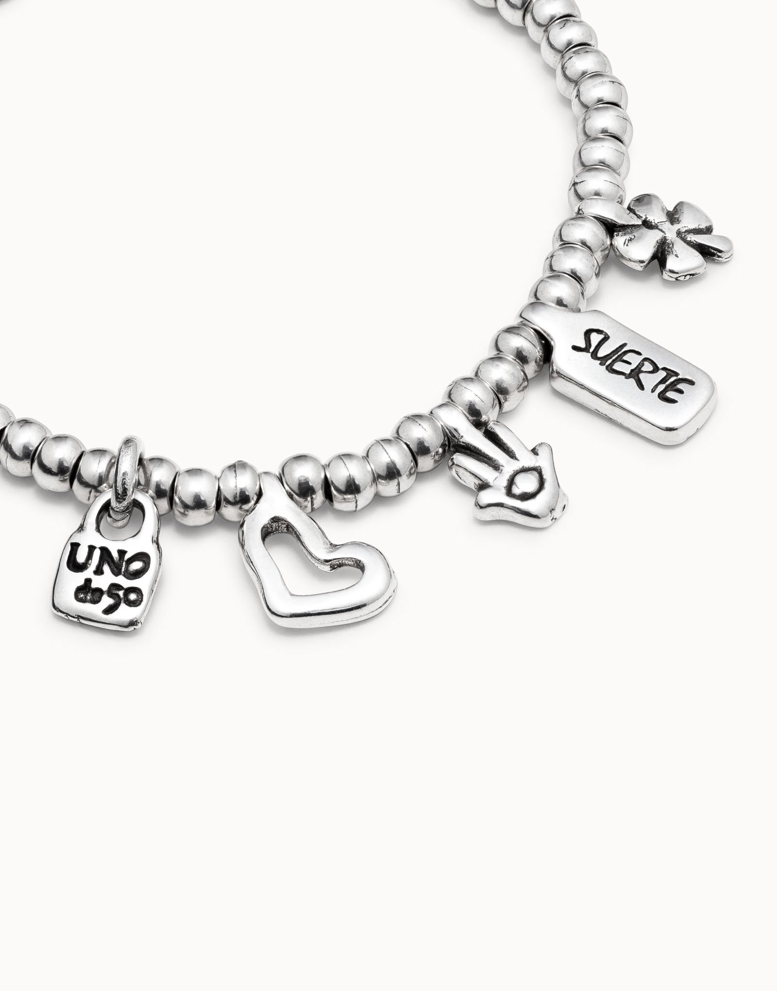 Bracciale placcato argento Sterling con charm cuore, quadrifoglio e mano, , large image number null