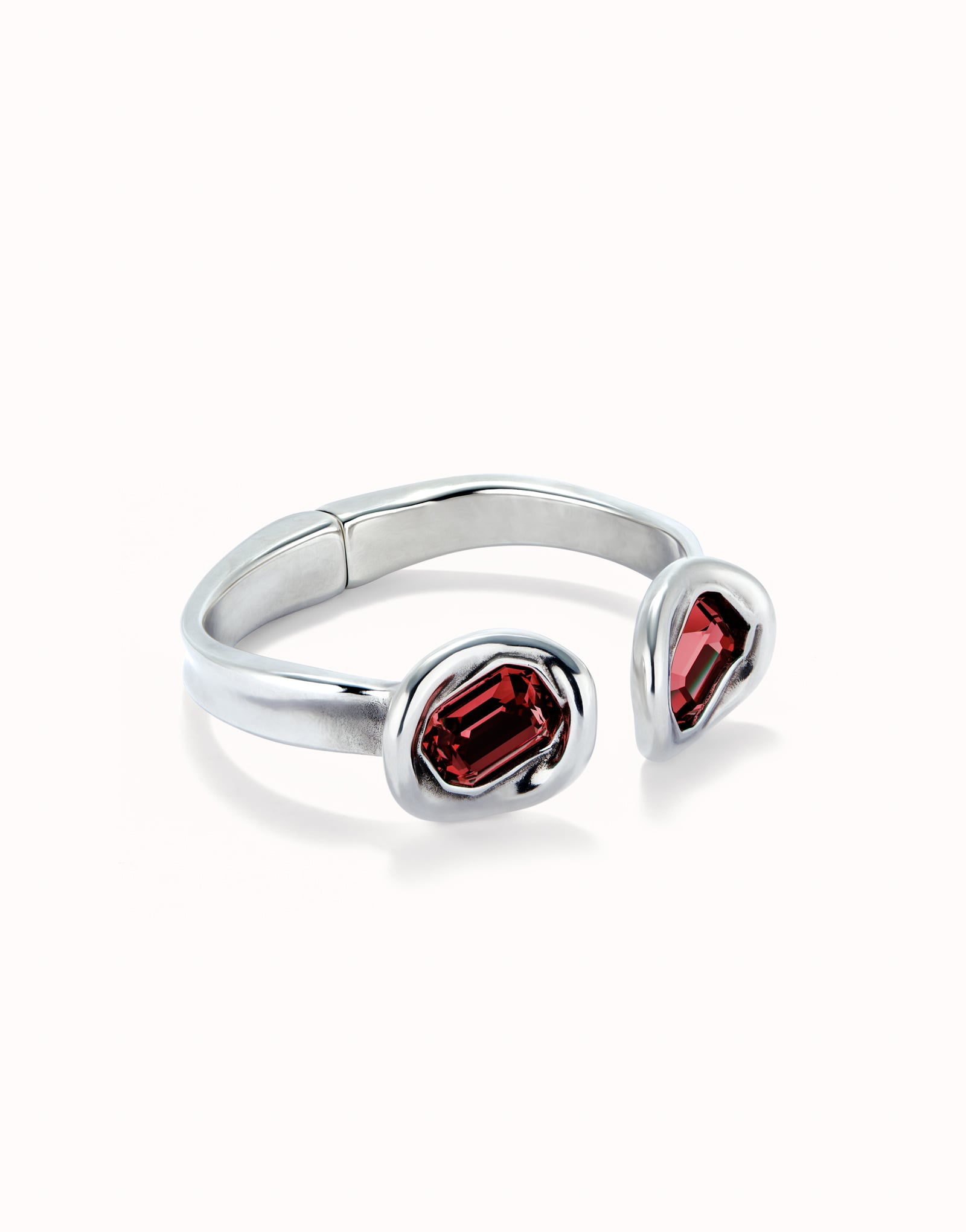 Bangle bracelet with two red crystals