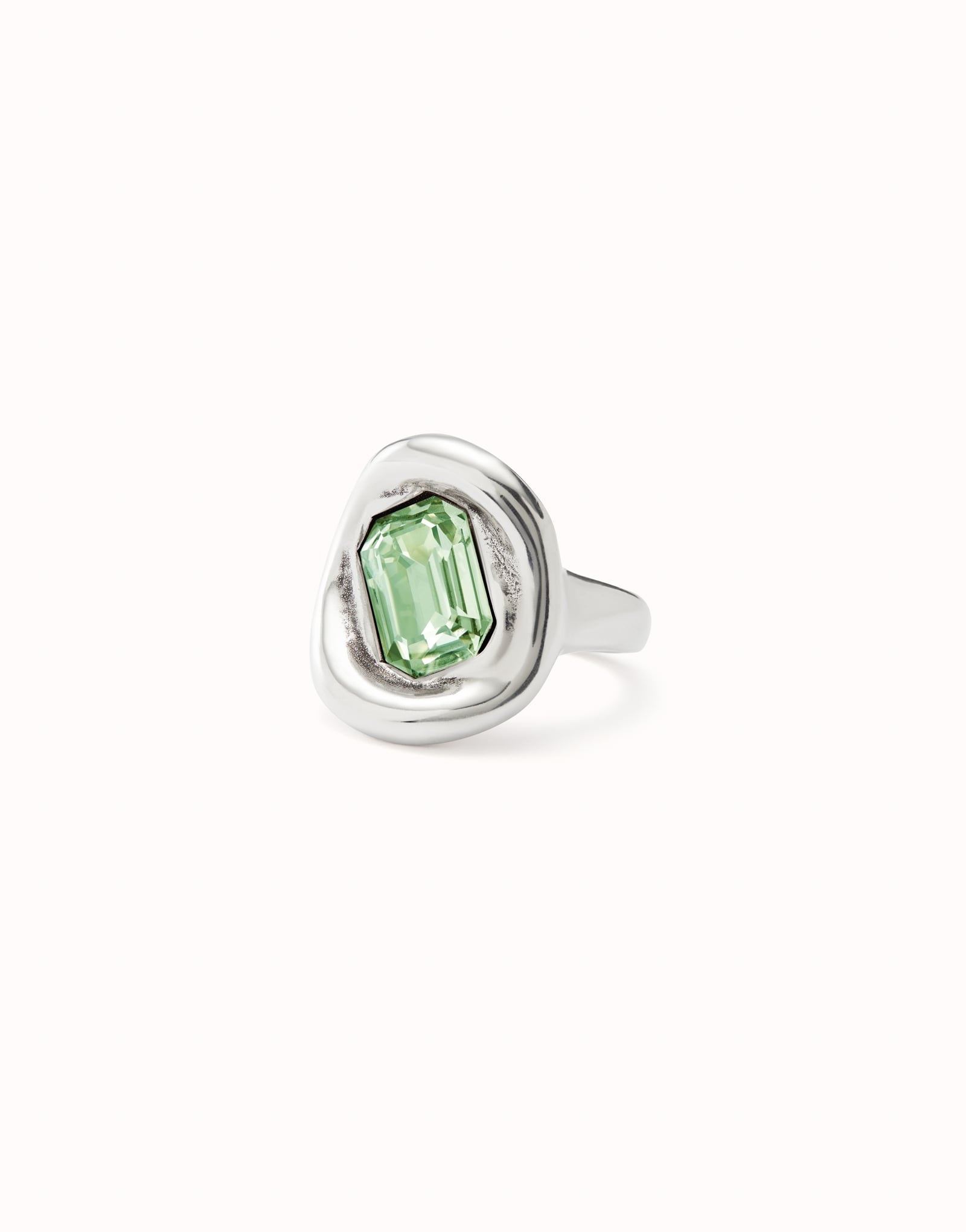 Anillo ba&ntilde;ado en plata de ley con cristal turquesa