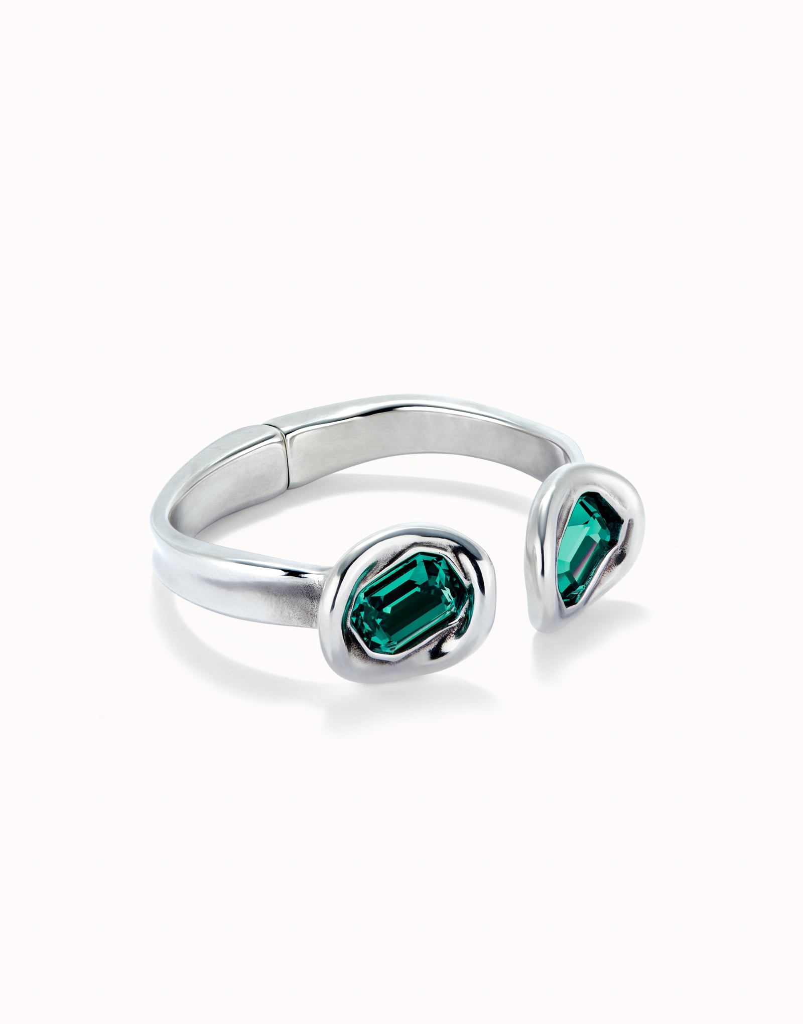 Bangle bracelet with two green crystals