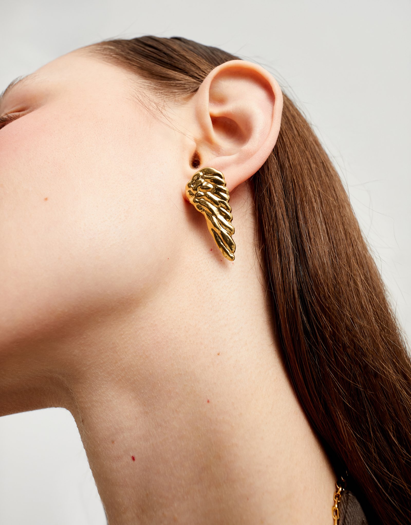 Earrings with wing design, Golden, large thumbnail