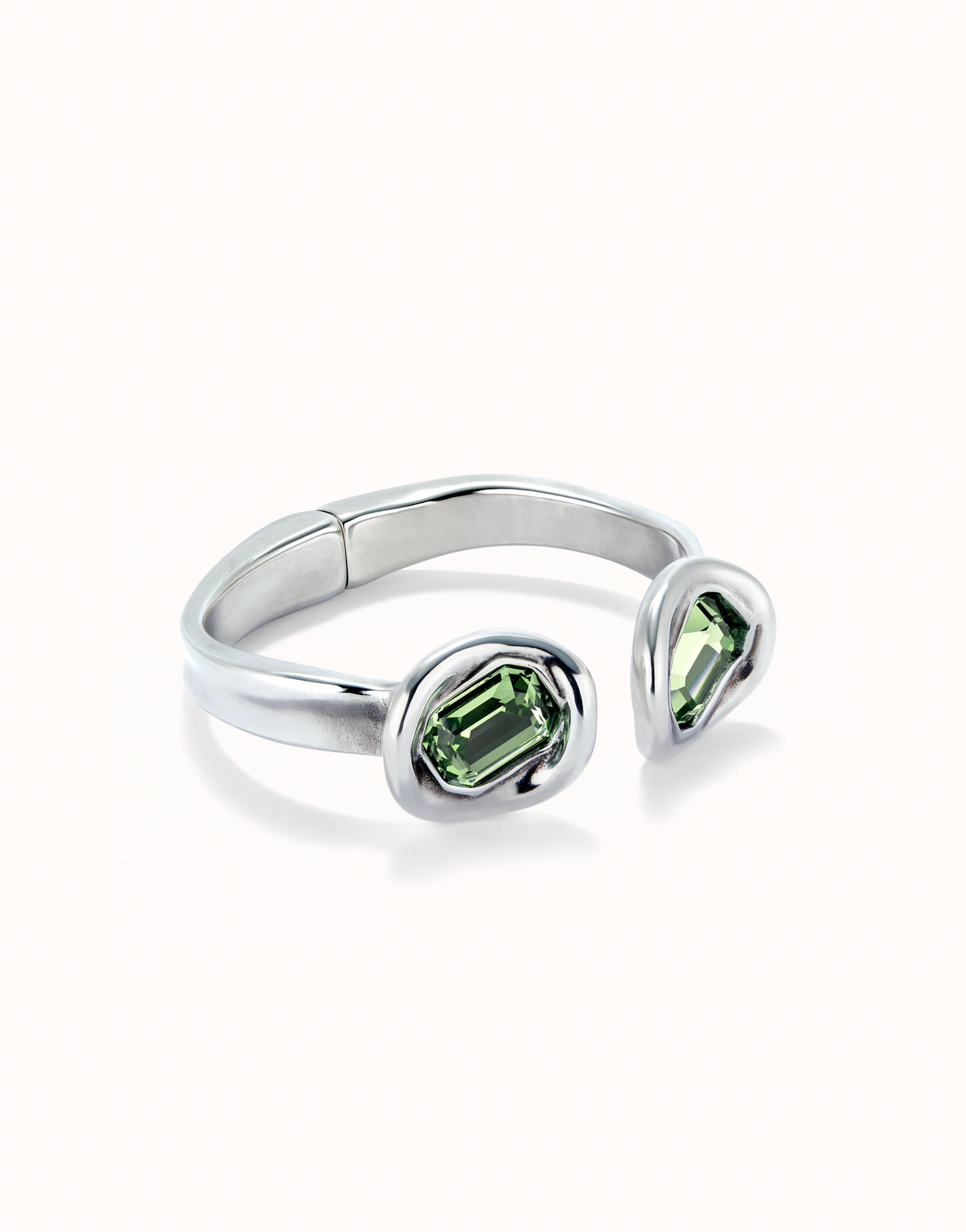 Pulsera r&iacute;gida ba&ntilde;ada en plata de ley y dos cristales turquesas