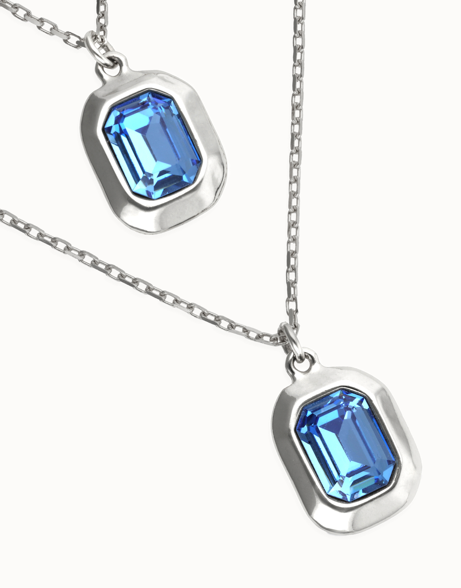 Collar doble ba&ntilde;ado en plata de ley con dos cristales facetados rectangulares