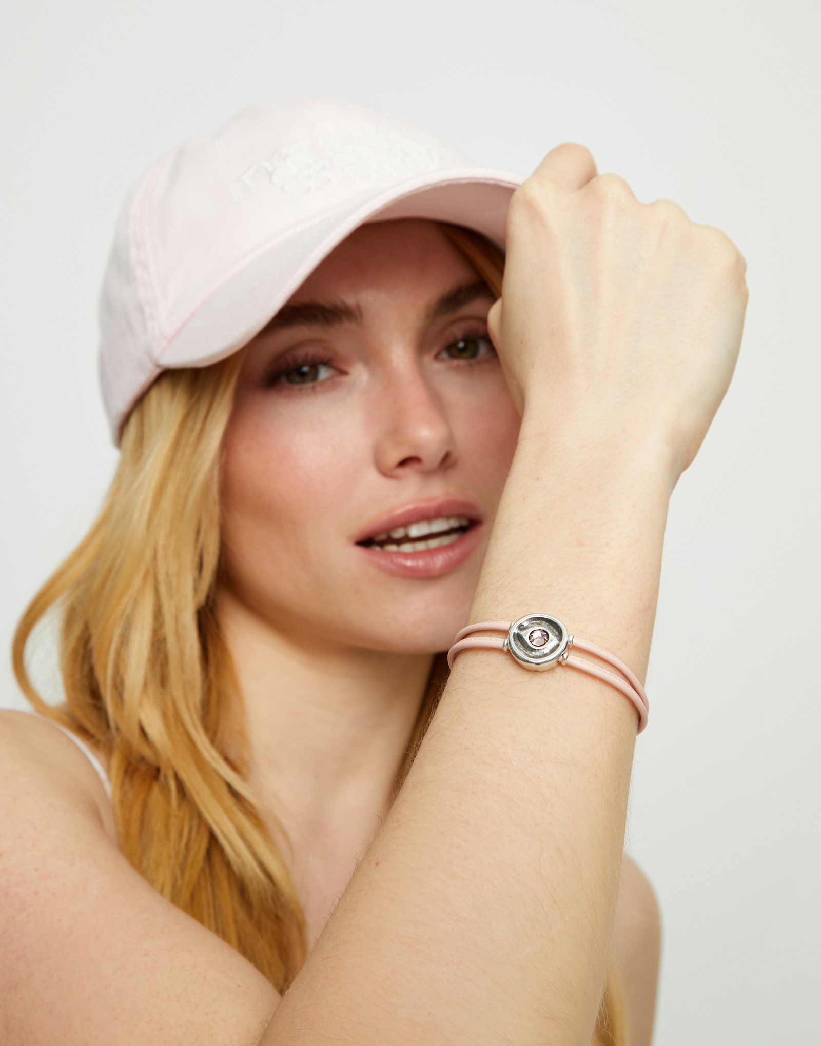 Pulsera doble de cuero rosa con ojo bañado en plata de ley, Plateado, large thumbnail