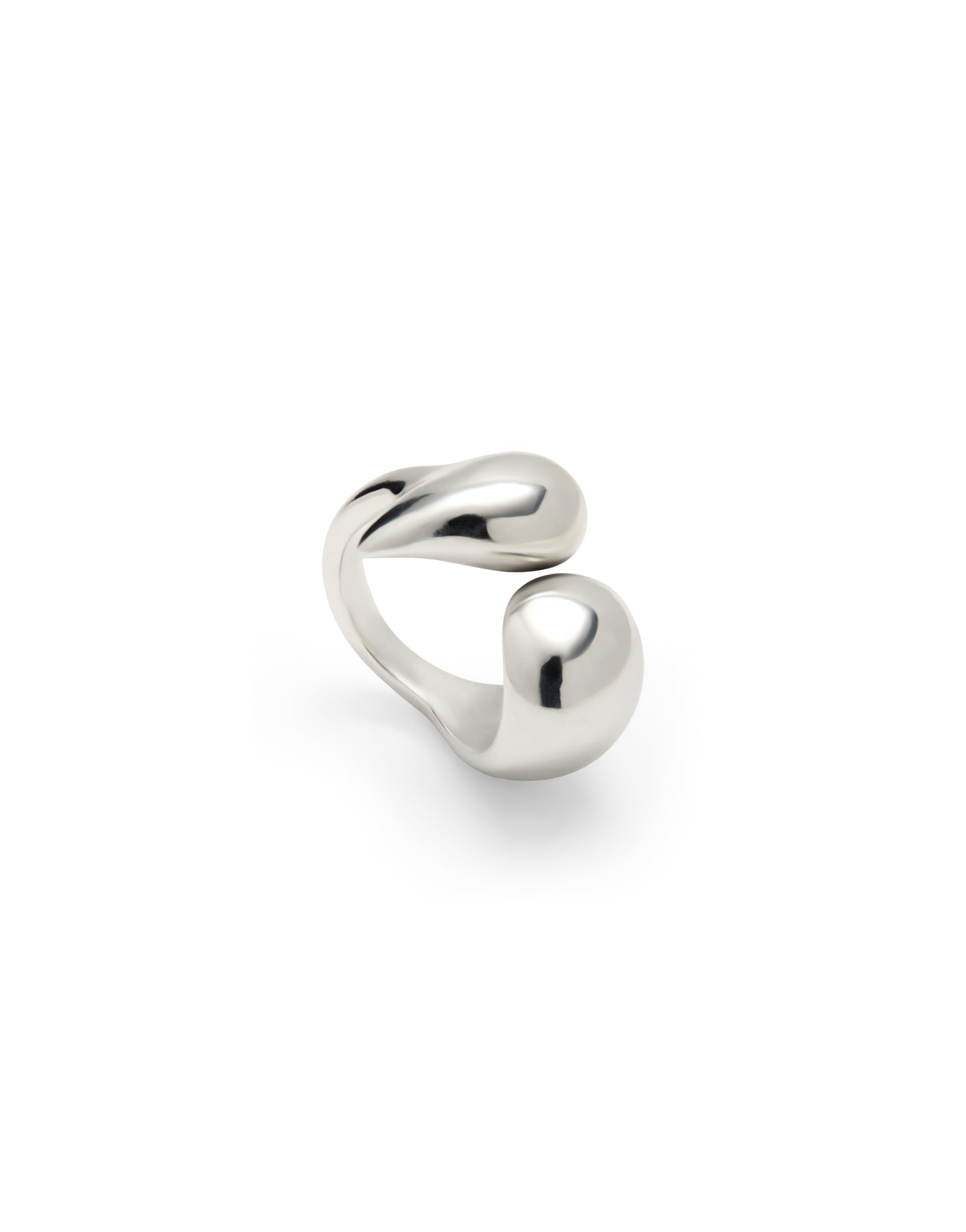 Anillo ba&ntilde;ado en plata con formas redondeadas irregulares