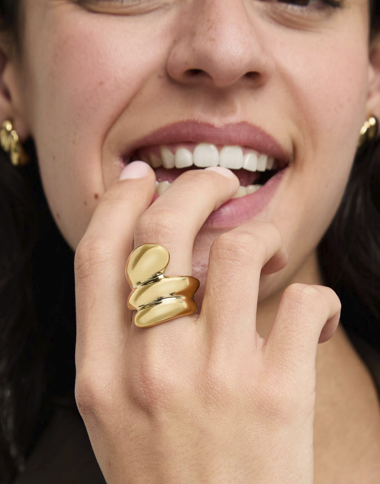 Rounded spiral ring