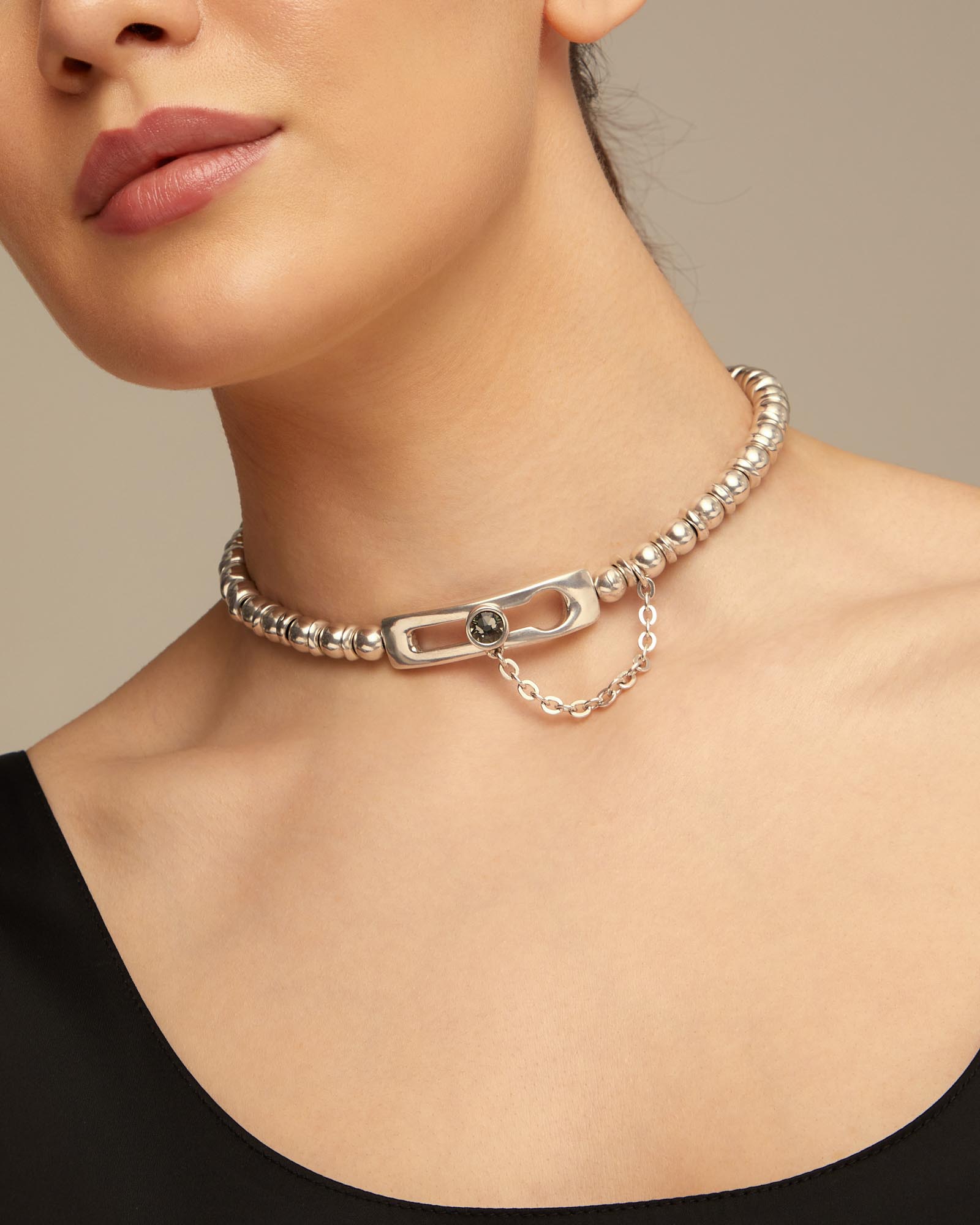 Forever 21 Women's Curb Chain Clasp Necklace in Silver | F21