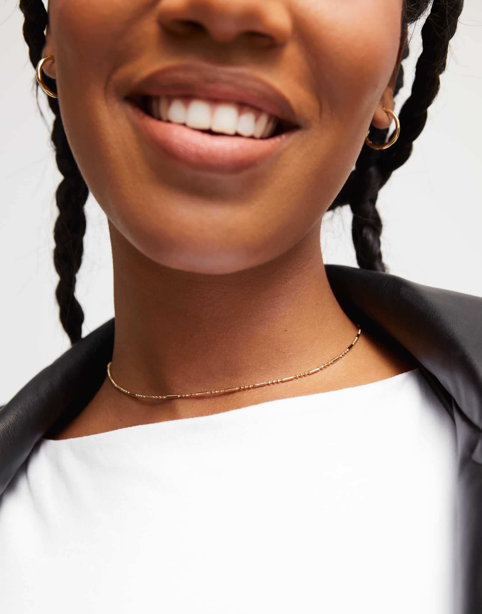 Collar Largo Bañado En Oro 18k Con Detalle De Ojo Y Cristal Facetado