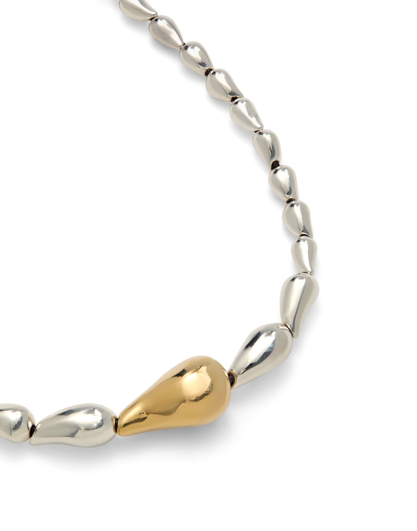 Necklace with linked drops