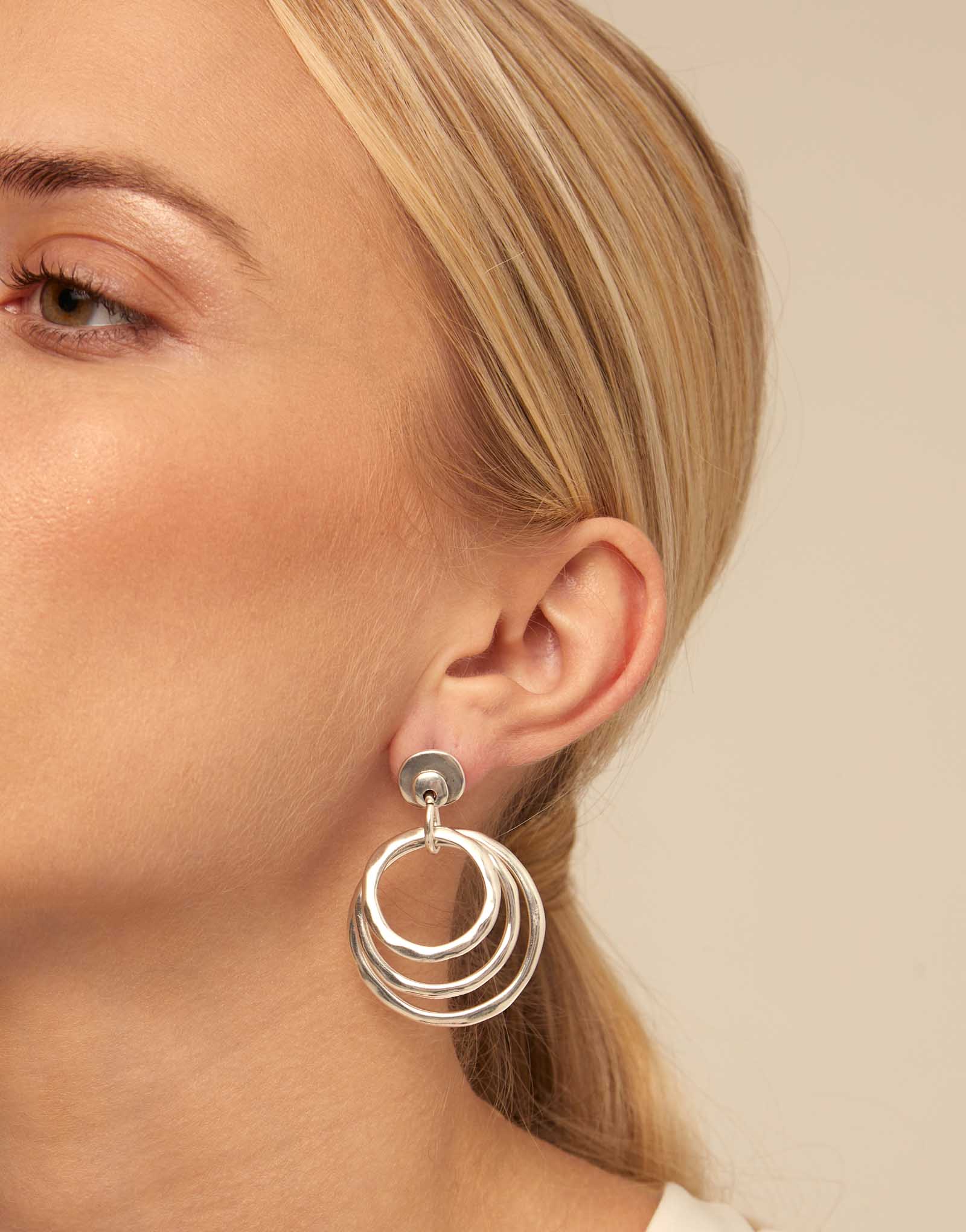 Sterling silver-plated irregular hoop earrings, Silver, large image number null