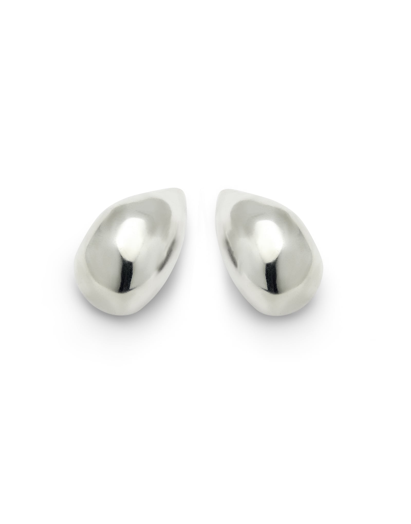 Drop-shaped earrings