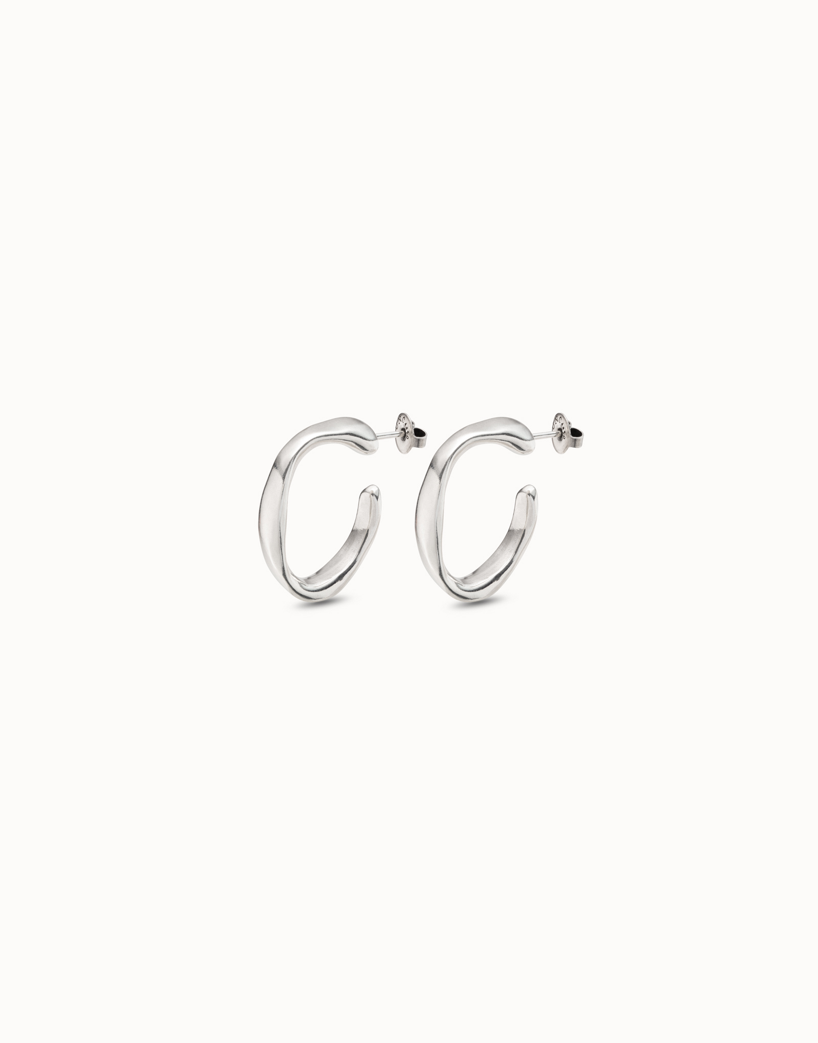 Boucles d’oreilles plaquées argent en forme d’anneaux larges, Argent, large image number null